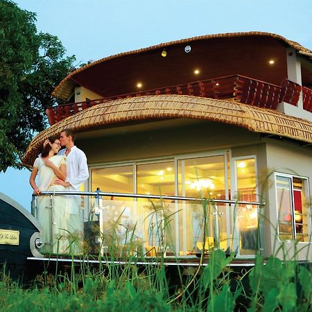 Indiavacationz Houseboats Hotel Alappuzha Exterior foto