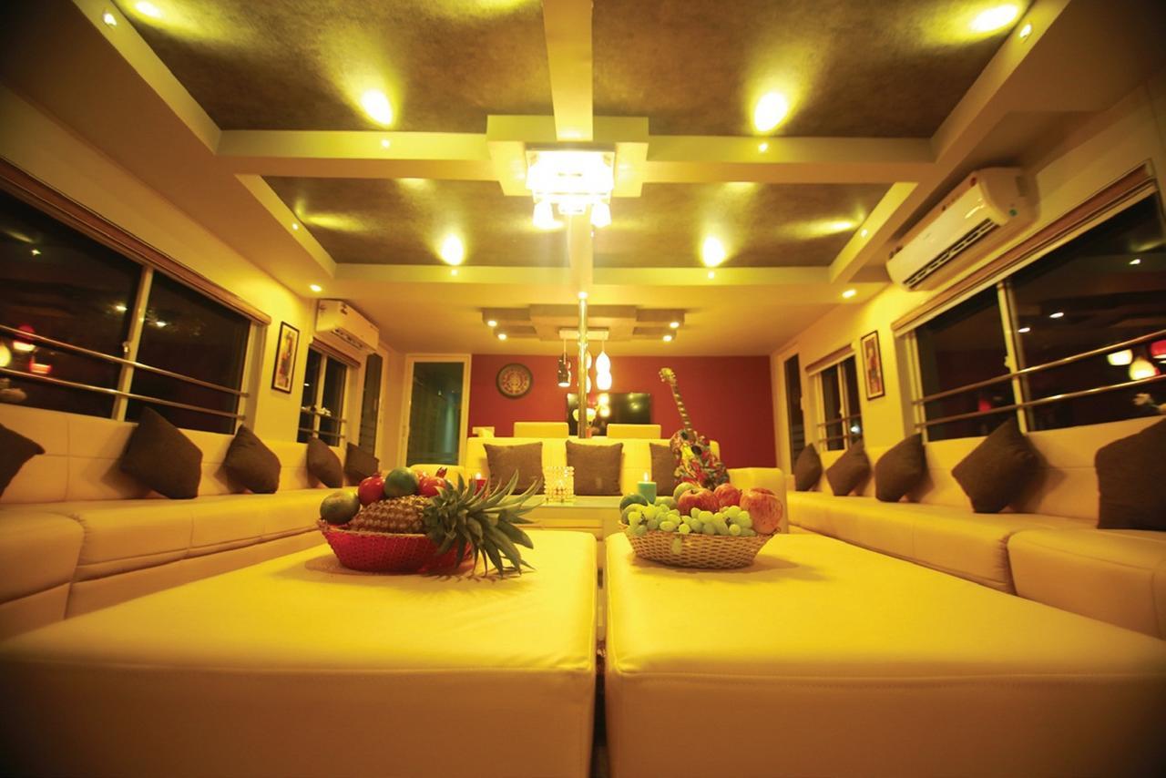 Indiavacationz Houseboats Hotel Alappuzha Exterior foto