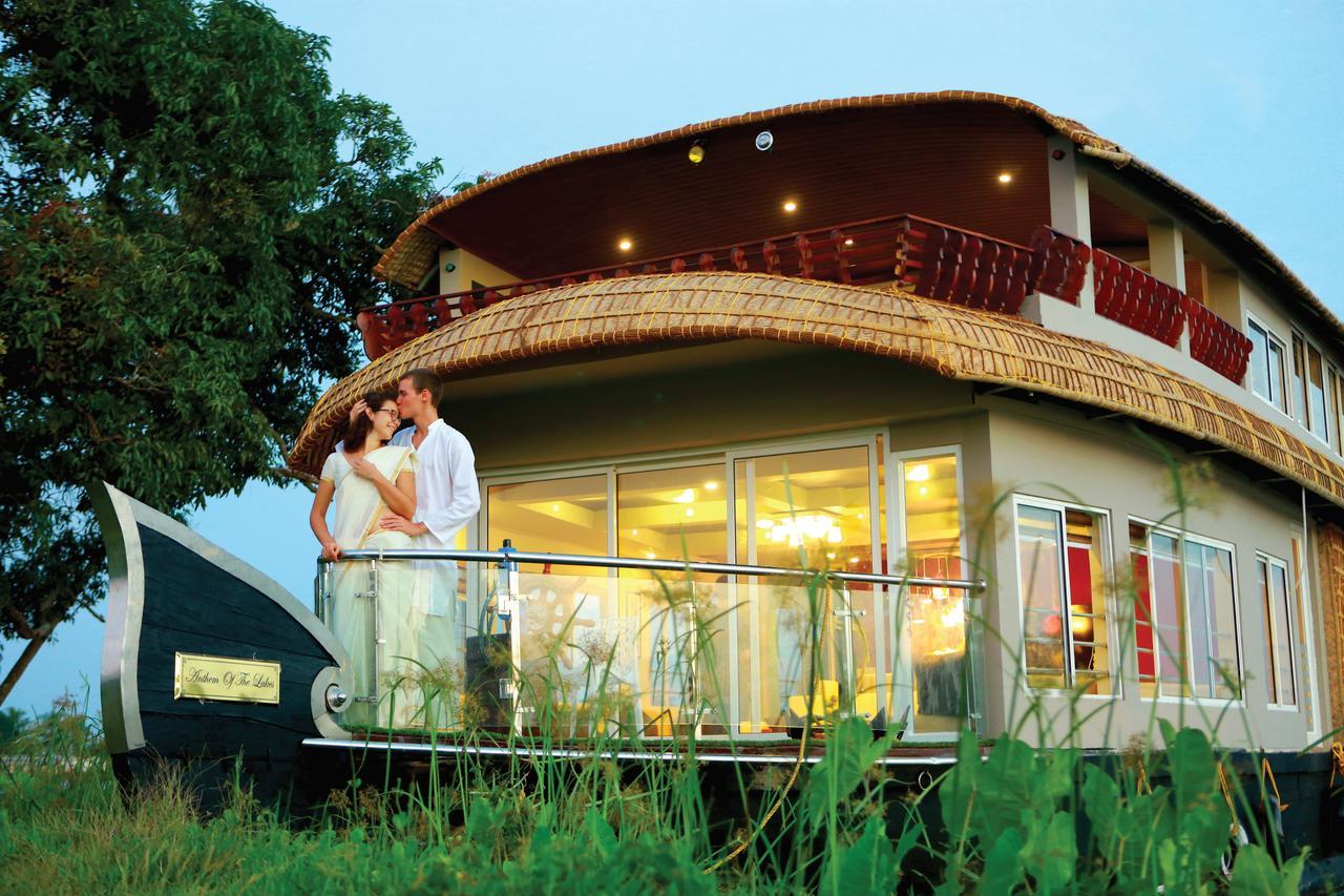 Indiavacationz Houseboats Hotel Alappuzha Exterior foto